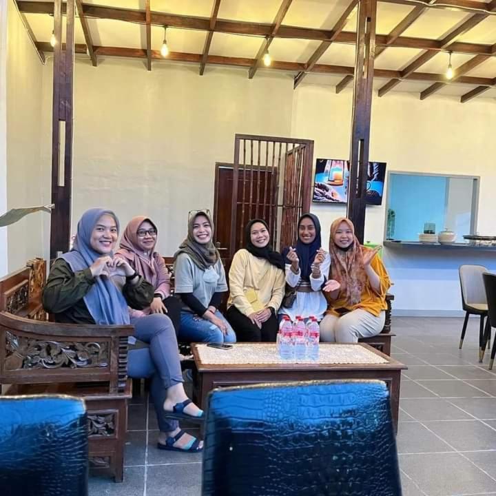 Baronda Guest House Sorong Luaran gambar