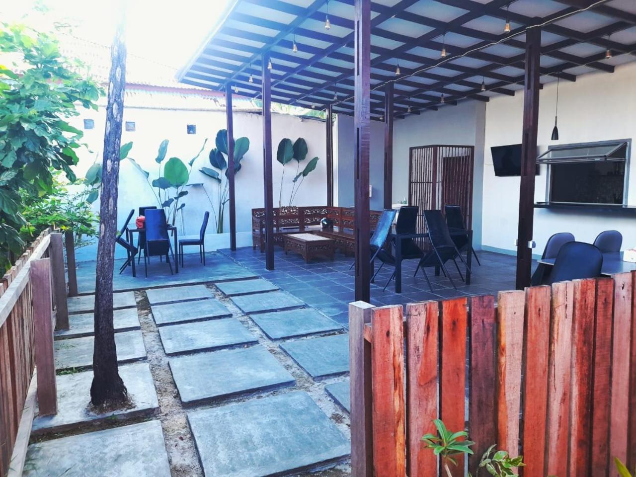 Baronda Guest House Sorong Luaran gambar