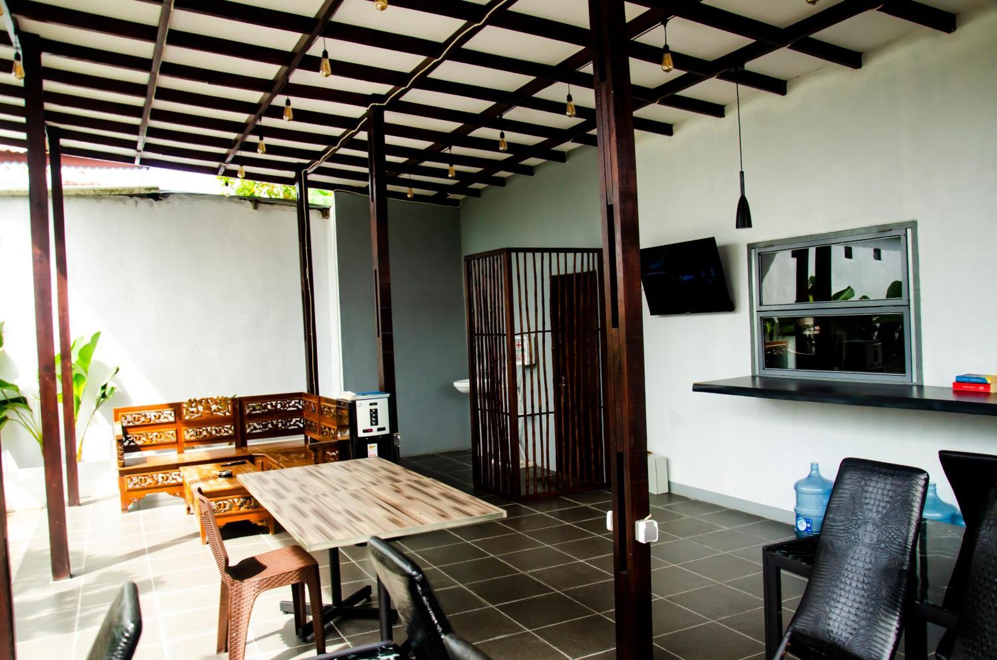 Baronda Guest House Sorong Luaran gambar