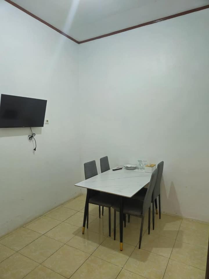 Baronda Guest House Sorong Luaran gambar