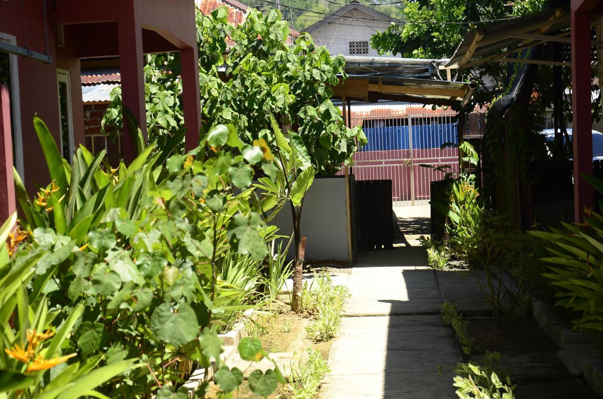 Baronda Guest House Sorong Luaran gambar